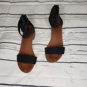 Rock + Candy Block Heel Black Sandal Size 10